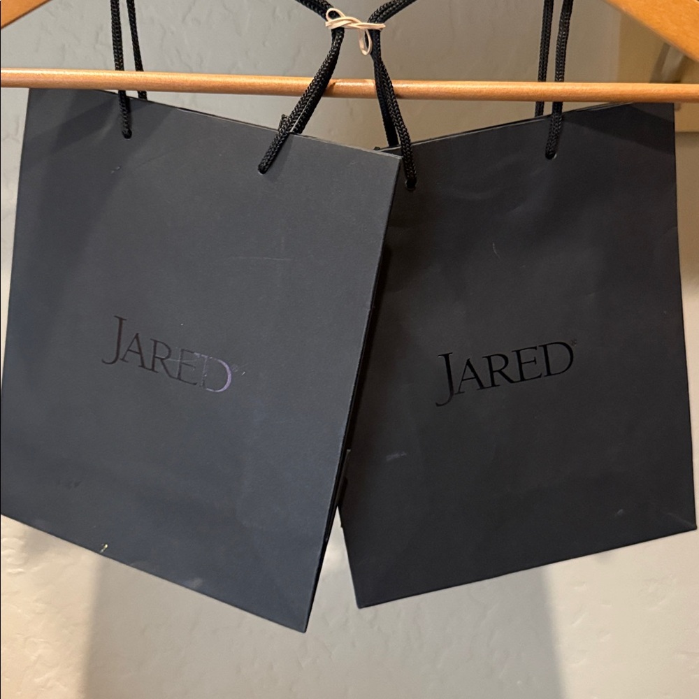 Red Elegant Jared Black Gift Bags
